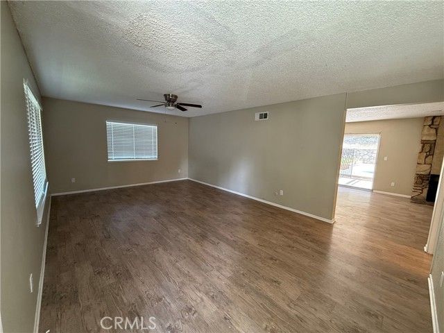 29338 Florabunda, Canyon Country (santa Clarita), CA 91387