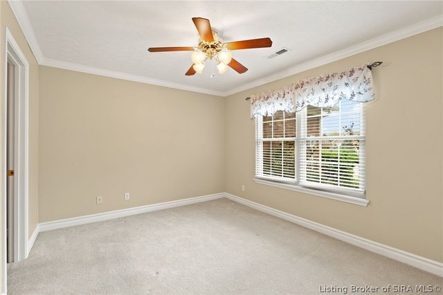 8424 Villa Circle, Sellersburg, IN 47172