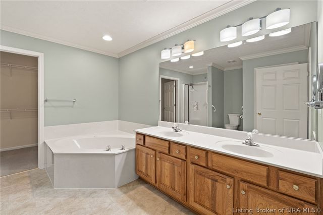 8424 Villa Circle, Sellersburg, IN 47172