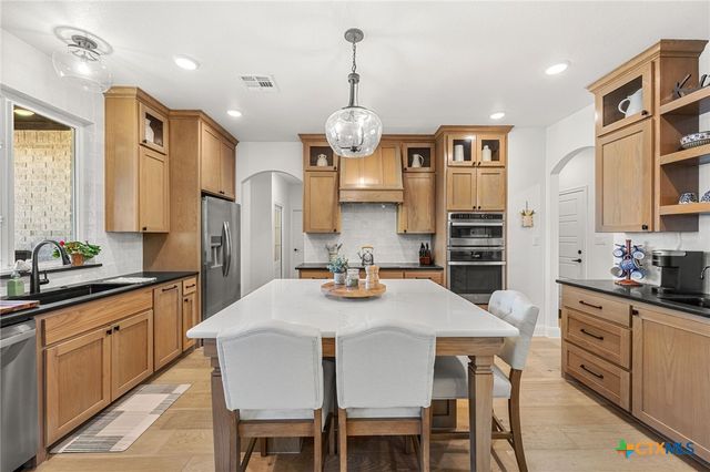 1110 Northcross Drive, Salado, TX 76571