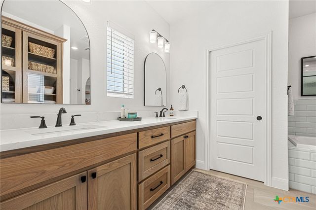 1110 Northcross Drive, Salado, TX 76571