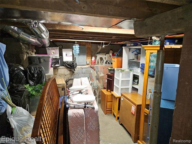 616 Crawford Street, Belding, MI 48809