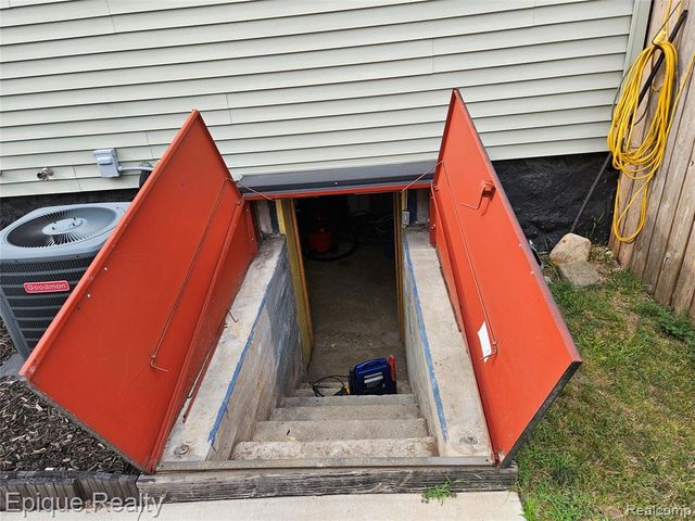616 Crawford Street, Belding, MI 48809