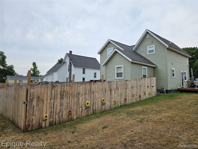 616 Crawford Street, Belding, MI 48809
