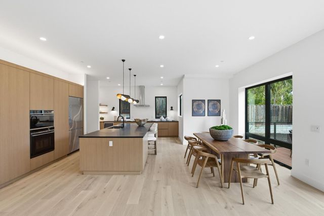 275 Hubbard Avenue, Redwood City, CA 94062