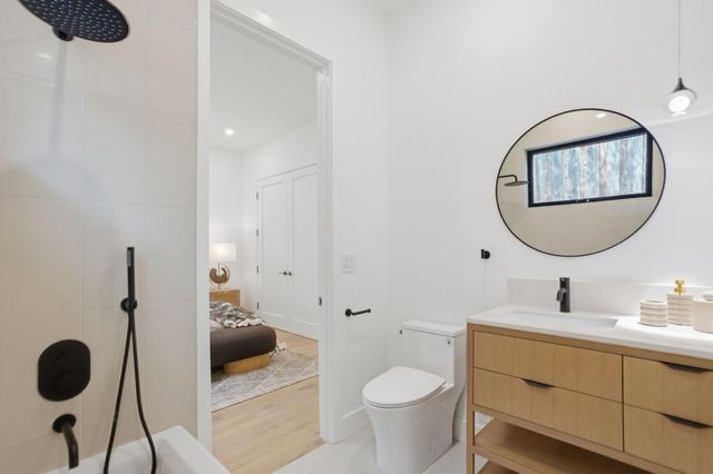 275 Hubbard Avenue, Redwood City, CA 94062