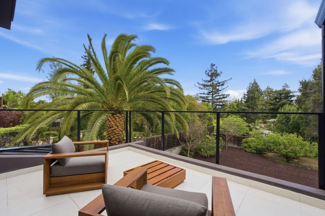 275 Hubbard Avenue, Redwood City, CA 94062