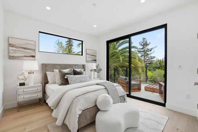 275 Hubbard Avenue, Redwood City, CA 94062