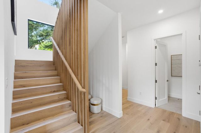 275 Hubbard Avenue, Redwood City, CA 94062