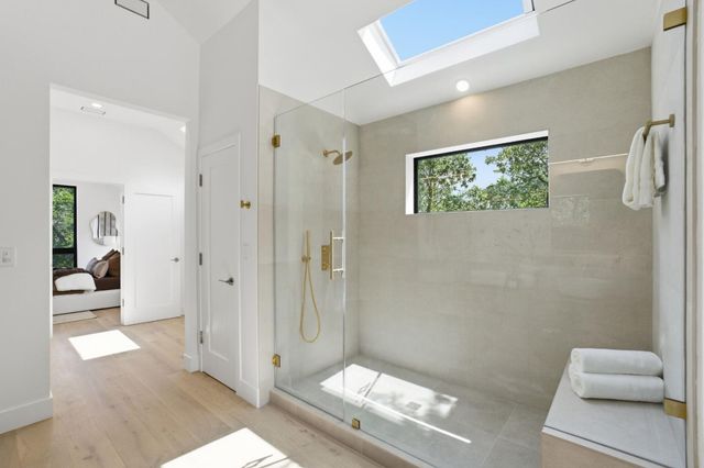275 Hubbard Avenue, Redwood City, CA 94062