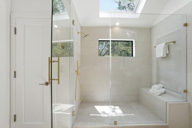 275 Hubbard Avenue, Redwood City, CA 94062