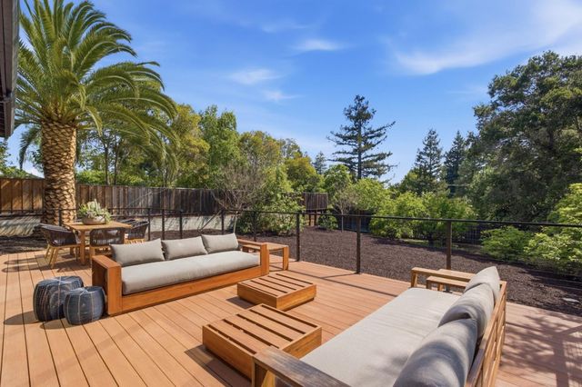 275 Hubbard Avenue, Redwood City, CA 94062