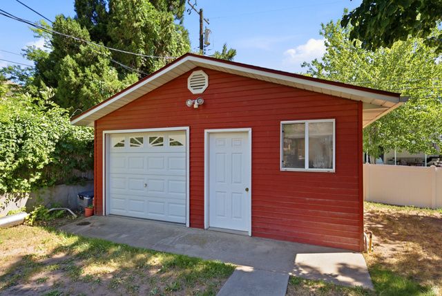 664 MEDOLAND DR, Brigham City, UT 84302