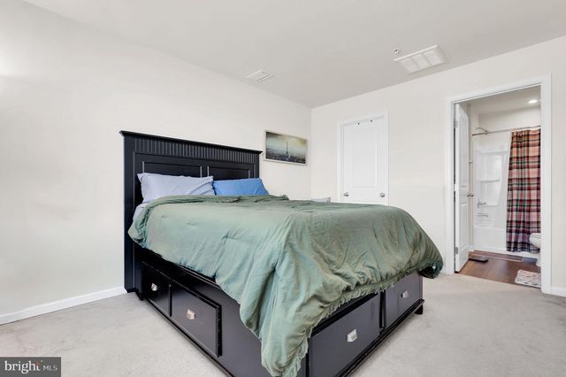 71 CHARLOTTE ST, Hagerstown, MD 21740