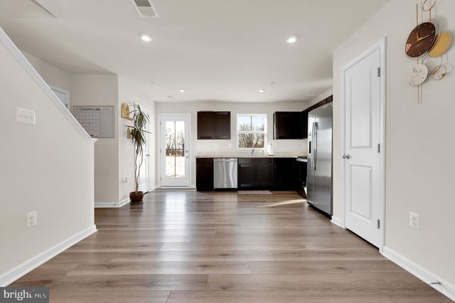 71 CHARLOTTE ST, Hagerstown, MD 21740