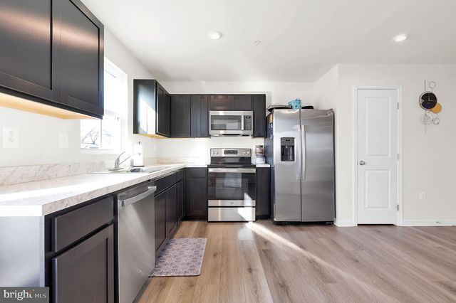 71 CHARLOTTE ST, Hagerstown, MD 21740