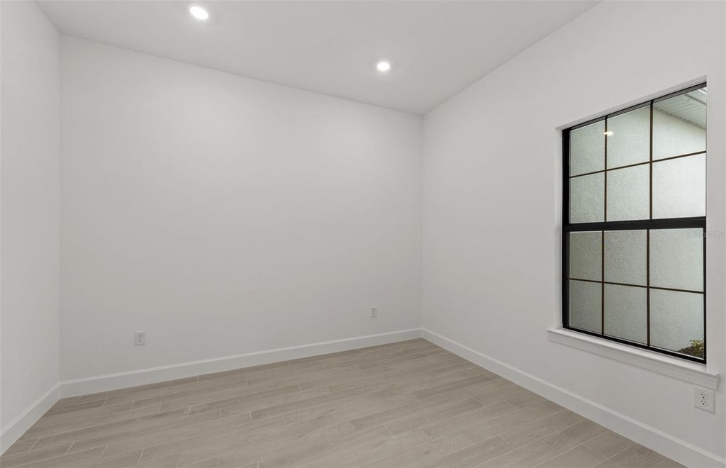 Image 8 of property listing at 4826 EMPIRE LANDING RUN, Lakewood Ranch, FL 34211