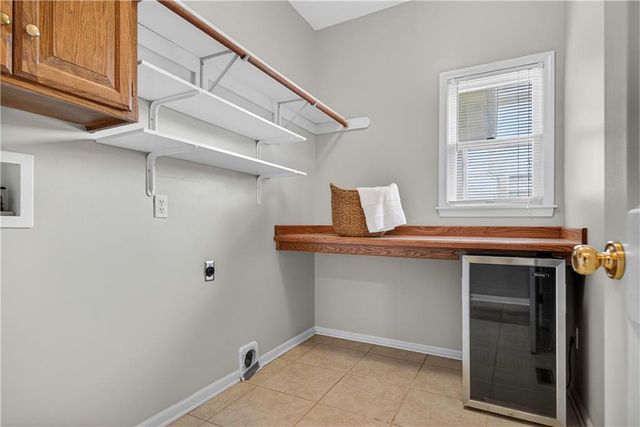 8600 N Richmond Avenue, Kansas City, MO 64157