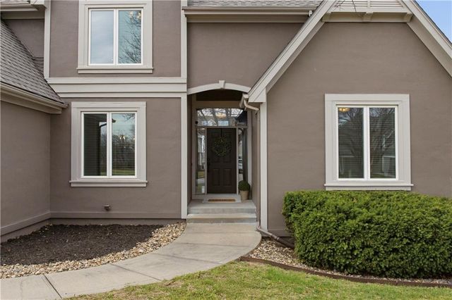 8600 N Richmond Avenue, Kansas City, MO 64157