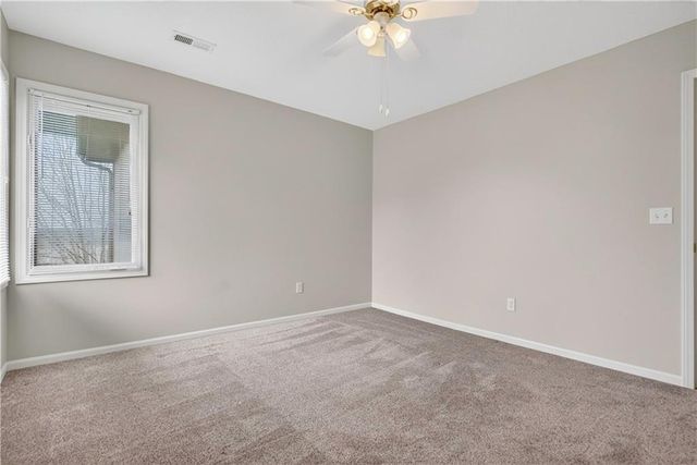 8600 N Richmond Avenue, Kansas City, MO 64157