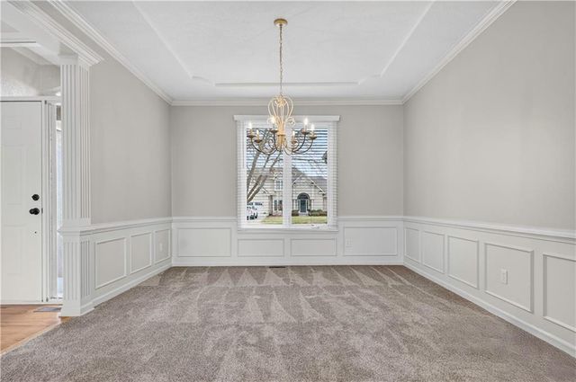 8600 N Richmond Avenue, Kansas City, MO 64157