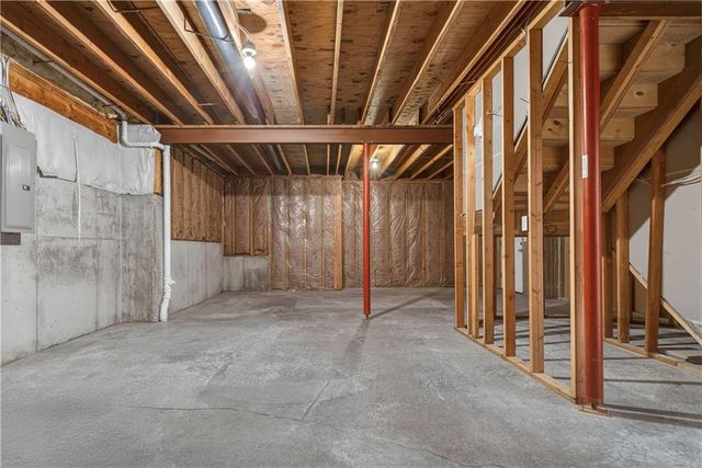 8600 N Richmond Avenue, Kansas City, MO 64157