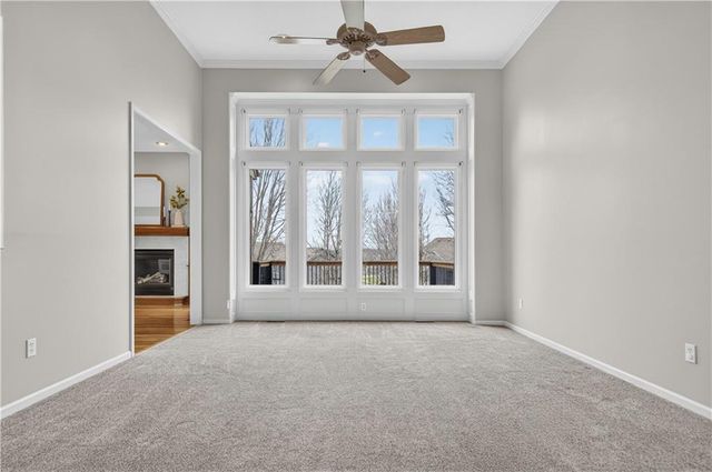 8600 N Richmond Avenue, Kansas City, MO 64157