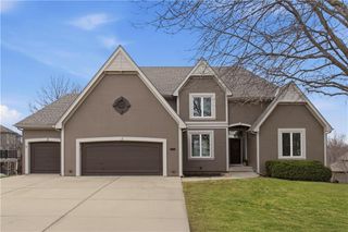 8600 N Richmond Avenue, Kansas City, MO 64157