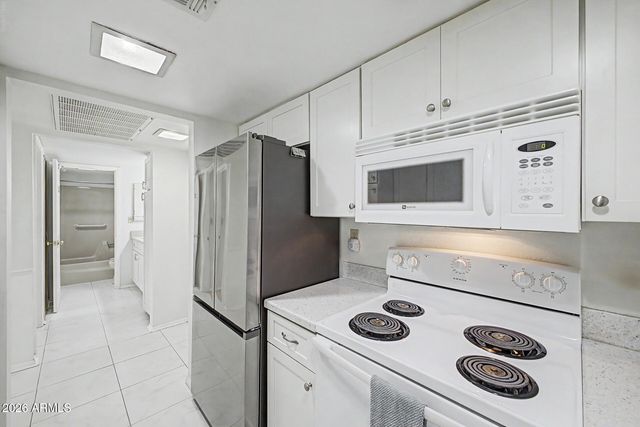 3033 E DEVONSHIRE Avenue 1021, Phoenix, AZ 85016