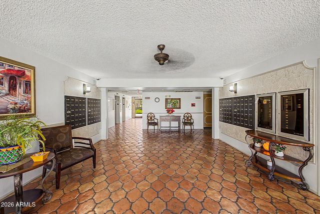 3033 E DEVONSHIRE Avenue 1021, Phoenix, AZ 85016