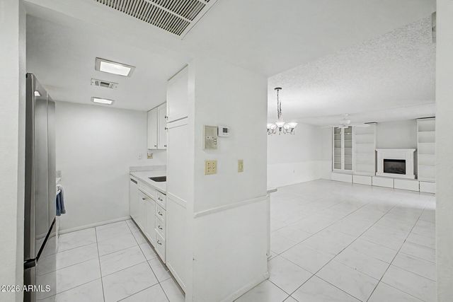 3033 E DEVONSHIRE Avenue 1021, Phoenix, AZ 85016
