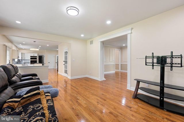 19 WITHERS WAY, Hockessin, DE 19707