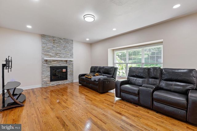19 WITHERS WAY, Hockessin, DE 19707