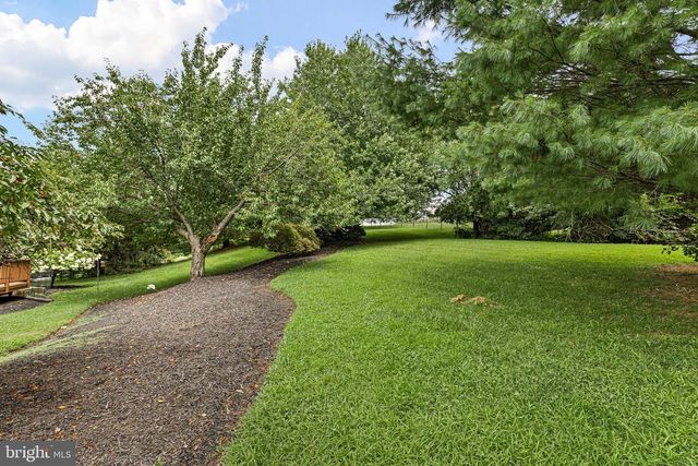 19 WITHERS WAY, Hockessin, DE 19707