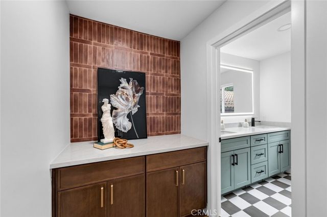 751 N Grand, Glendora, CA 91741