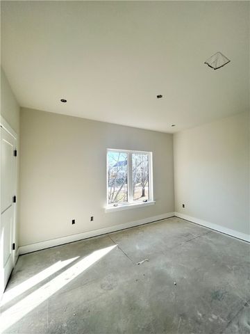 1442 NW Bella Vista Road, Bentonville, AR 72712