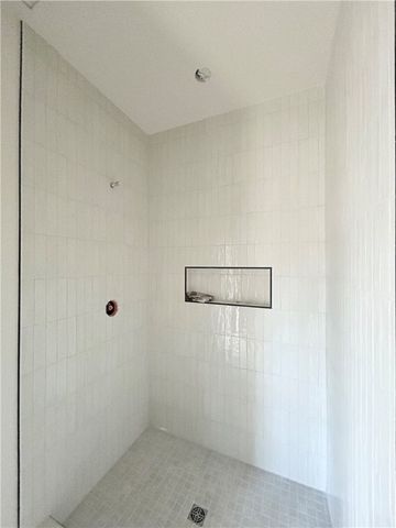 1442 NW Bella Vista Road, Bentonville, AR 72712