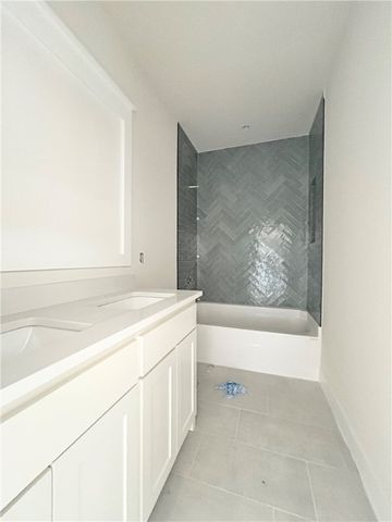 1442 NW Bella Vista Road, Bentonville, AR 72712