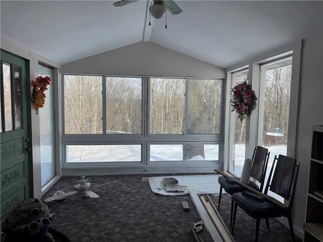 189 Hicks Rd, Penn Twp, PA 16053