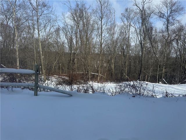 189 Hicks Rd, Penn Twp, PA 16053