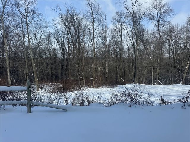 189 Hicks Rd, Penn Twp, PA 16053