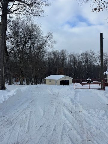 189 Hicks Rd, Penn Twp, PA 16053