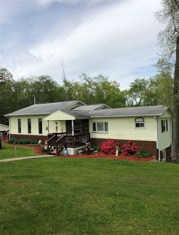 189 Hicks Rd, Penn Twp, PA 16053