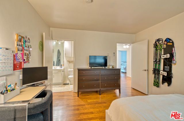 1524 Berkeley Street 5, Santa Monica, CA 90404