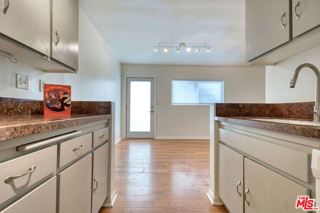 1524 Berkeley Street 5, Santa Monica, CA 90404