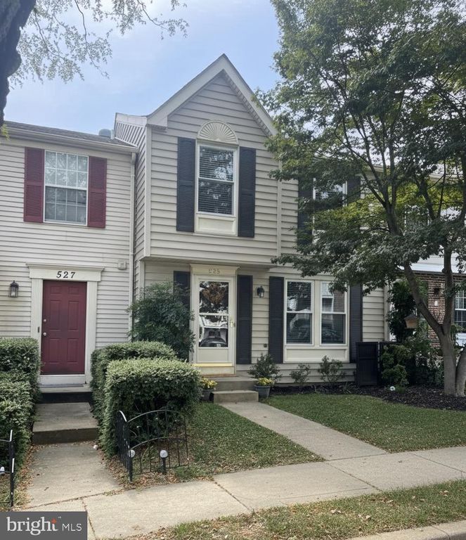 525 PHILMONT DR, Gaithersburg, MD 20878