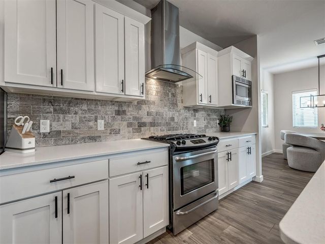 11125 SW 32nd Street, Yukon, OK 73099