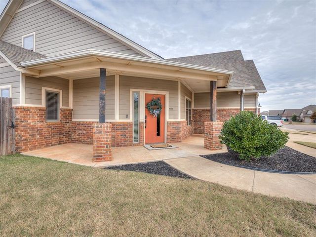 11125 SW 32nd Street, Yukon, OK 73099