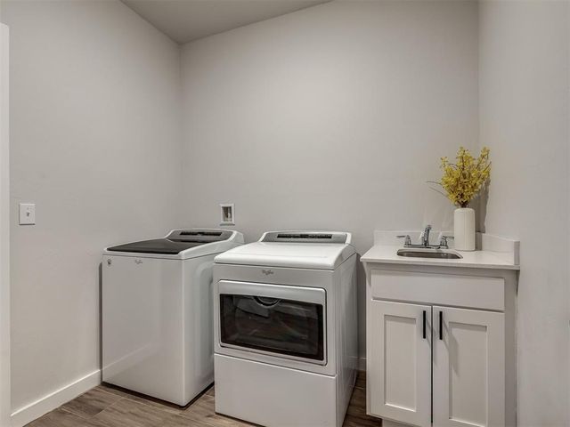 11125 SW 32nd Street, Yukon, OK 73099