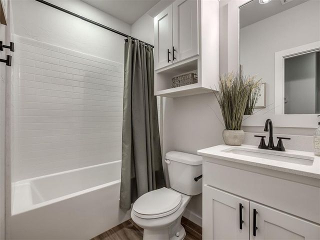 11125 SW 32nd Street, Yukon, OK 73099